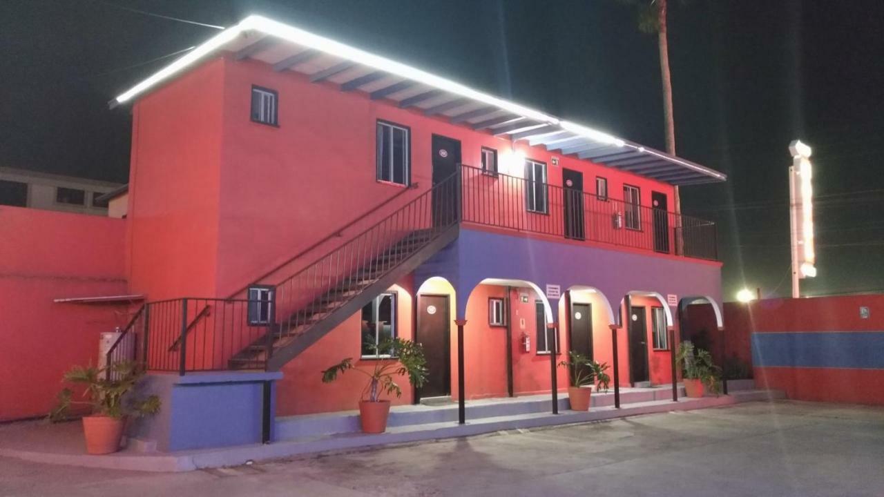 Motel Agora Ensenada Kültér fotó