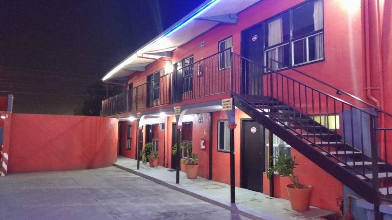 Motel Agora Ensenada Kültér fotó