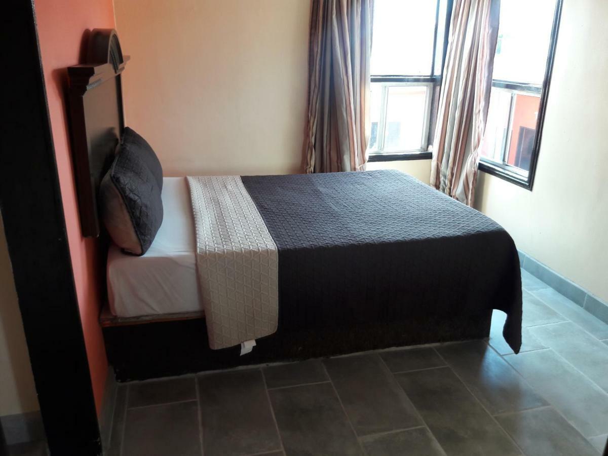 Motel Agora Ensenada Kültér fotó