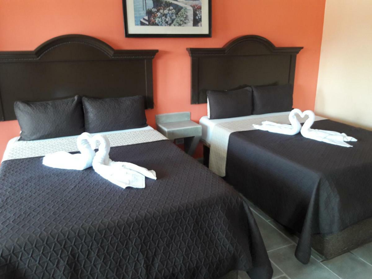 Motel Agora Ensenada Kültér fotó